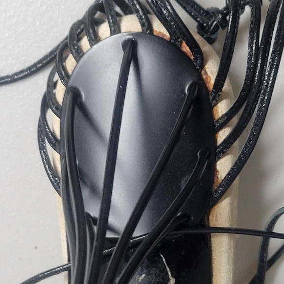 Chanel Bird Cage Heels Pointed Beige Black Toe. - Picture 13 of 15